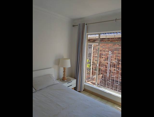 3 BEDROOM FREESTANDING FOR SALE IN BAKERTON